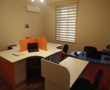 Kirayə (aylıq) Ofis Qara Qarayev m., Nizami r.