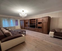 Satılır Köhnə Tikili Elmlər akademiyası m., Yasamal qəs., Yasamal r.