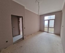 Satılır Yeni Tikili Yeni Günəşli qəs., Suraxanı r.