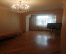 Satılır Köhnə Tikili Xırdalan ş.