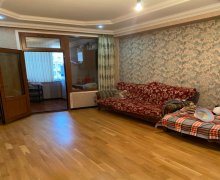 Satılır Yeni Tikili Memar Əcəmi m., 3-cü mikrorayon, Nəsimi r.