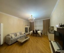 Satılır Yeni Tikili Qaraçuxur qəs., Suraxanı r.