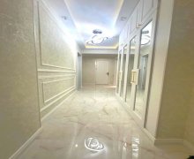 Satılır Köhnə Tikili Elmlər akademiyası m., Yasamal r.