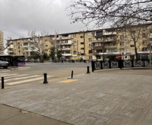 Satılır Köhnə Tikili Elmlər akademiyası m., Yasamal r. Satılır Köhnə Tikili Elmlər akademiyası m., Yasamal r.
