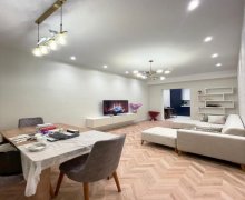 Satılır Yeni Tikili Azadlıq m., Binəqədi r.