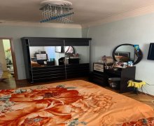 Satılır Yeni Tikili Elmlər akademiyası m., Yasamal qəs., Yasamal r.