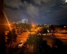 Satılır Köhnə Tikili Xalqlar dostluğu m., 8-ci kilometr, Nizami r.