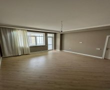 Satılır Yeni Tikili Xətai m., Xətai r.