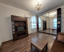 Kirayə (aylıq) Köhnə Tikili Nizami m., Yasamal qəs., Yasamal r.