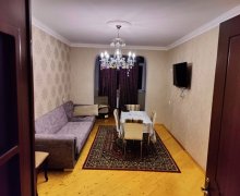 Kirayə (aylıq) Köhnə Tikili 8-ci mikrorayon, Binəqədi r.