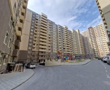 Satılır Yeni Tikili Yeni Günəşli qəs., Suraxanı r.