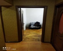 Satılır Köhnə Tikili 8-ci mikrorayon r., Sumqayıt ş.