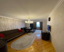 Satılır Köhnə Tikili Nizami m., Yasamal qəs., Yasamal r.