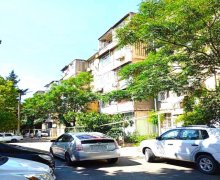 Satılır Köhnə Tikili Neftçilər m., 8-ci kilometr, Nizami r.