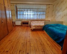 Satılır Köhnə Tikili Azadlıq m., 7-ci mikrorayon, Binəqədi r.