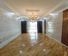 qara qarayevde satilan evler Qara Qarayev m., Nizami r.