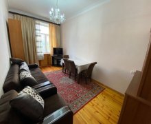 evlerin satisi Qara Qarayev m., Nizami r.