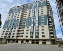 Satılır Yeni Tikili Azadlıq m., 8-ci mikrorayon, Binəqədi r.