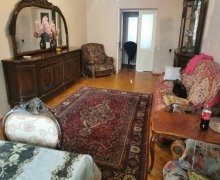 Kirayə (aylıq) Köhnə Tikili Elmlər akademiyası m., Yasamal r.