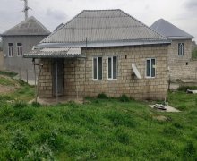 Satılır Həyət evi/villa Quba ş. Satılır Həyət evi/villa Quba ş.