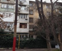 Kirayə (aylıq) Köhnə Tikili Neftçilər m., 8-ci kilometr, Nizami r. Kirayə (aylıq) Köhnə Tikili Neftçilər m., 8-ci kilometr, Nizami r.