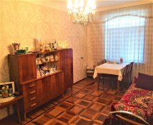 Satılır Köhnə Tikili Memar Əcəmi m., 9-cu mikrorayon, Binəqədi r.