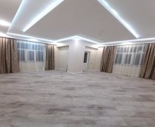 Satılır Yeni Tikili Elmlər akademiyası m., Yasamal r.