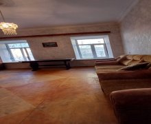 iceri seherde aylıq kiraye evler İçərişəhər m., Səbail r.