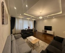 Satılır Yeni Tikili Xətai m., Xətai r.