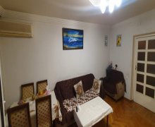 Satılır Köhnə Tikili Elmlər akademiyası m., Yasamal r.