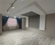 Satılır Yeni Tikili Suraxanı r.