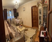 Satılır Köhnə Tikili Xalqlar dostluğu m., 8-ci kilometr, Nizami r.