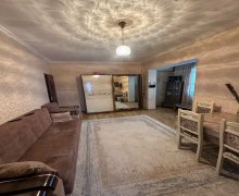 Satılır Köhnə Tikili Memar Əcəmi m., 9-cu mikrorayon, Binəqədi r.