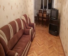 Kirayə (aylıq) Köhnə Tikili 8-ci kilometr, Nizami r.