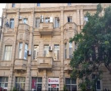 Satılır Köhnə Tikili Nizami m., Yasamal r.