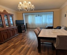 Satılır Köhnə Tikili İnşaatçılar m., Yasamal qəs., Yasamal r.