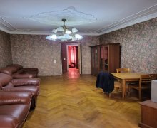 Satılır Köhnə Tikili Xətai m., Xətai r.