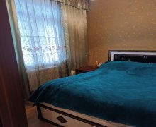 Satılır Köhnə Tikili Memar Əcəmi m., 9-cu mikrorayon, Binəqədi r.