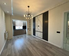 Satılır Köhnə Tikili Gənclik m., 8-ci mikrorayon, Binəqədi r.