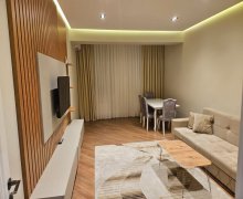 Satılır Yeni Tikili Koroğlu m., Binəqədi r.