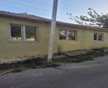 Satılır Köhnə Tikili İnşaatçılar m., Yasamal qəs., Yasamal r.