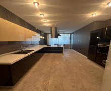 Satılır Yeni Tikili Elmlər akademiyası m., Yasamal r.