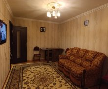 Satılır Köhnə Tikili İnşaatçılar m., Yasamal qəs., Yasamal r. Satılır Köhnə Tikili İnşaatçılar m., Yasamal qəs., Yasamal r.