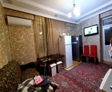 Satılır Yeni Tikili İnşaatçılar m., Yeni Yasamal qəs., Yasamal r.