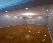 Satılır Yeni Tikili Azadlıq m., 8-ci mikrorayon, Binəqədi r.