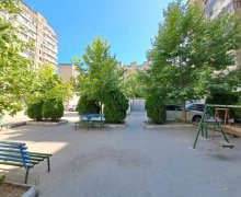 Satılır Köhnə Tikili Elmlər akademiyası m., Yasamal r.