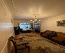 Satılır Köhnə Tikili Memar Əcəmi m., 4-cü mikrorayon, Nəsimi r. Satılır Köhnə Tikili Memar Əcəmi m., 4-cü mikrorayon, Nəsimi r.