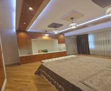 Satılır Yeni Tikili Elmlər akademiyası m., Yasamal r.