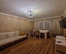 Satılır Köhnə Tikili Xalqlar dostluğu m., 8-ci kilometr, Nizami r.