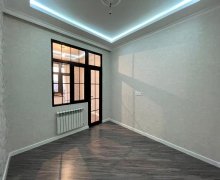 Satılır Yeni Tikili Neftçilər m., 8-ci kilometr, Nizami r.